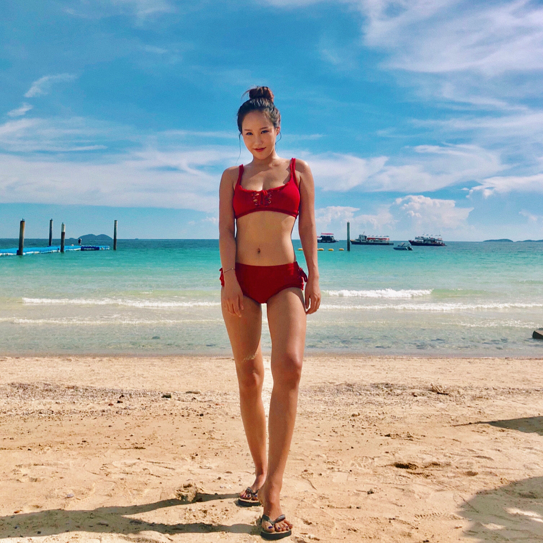 HnnHnn in a Red Bikini