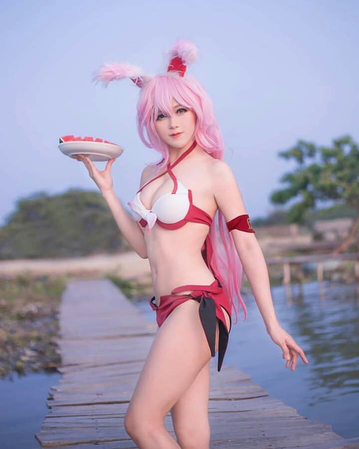 Mica Cosplayer in Sexy Bikini and Watermelons