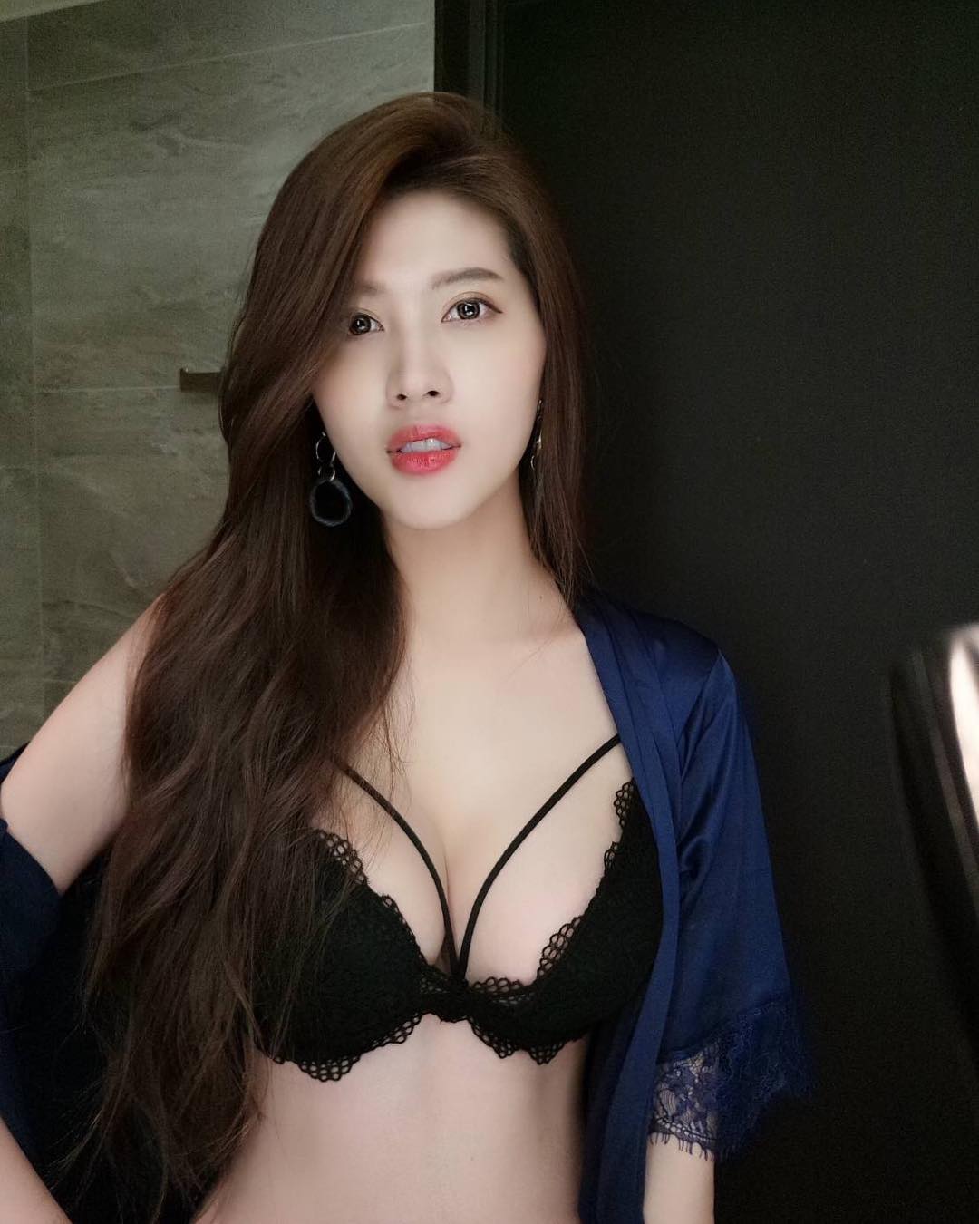 Liu Tingyu DodoDoris Black Bra Lingerie Perfect Breasts Tits