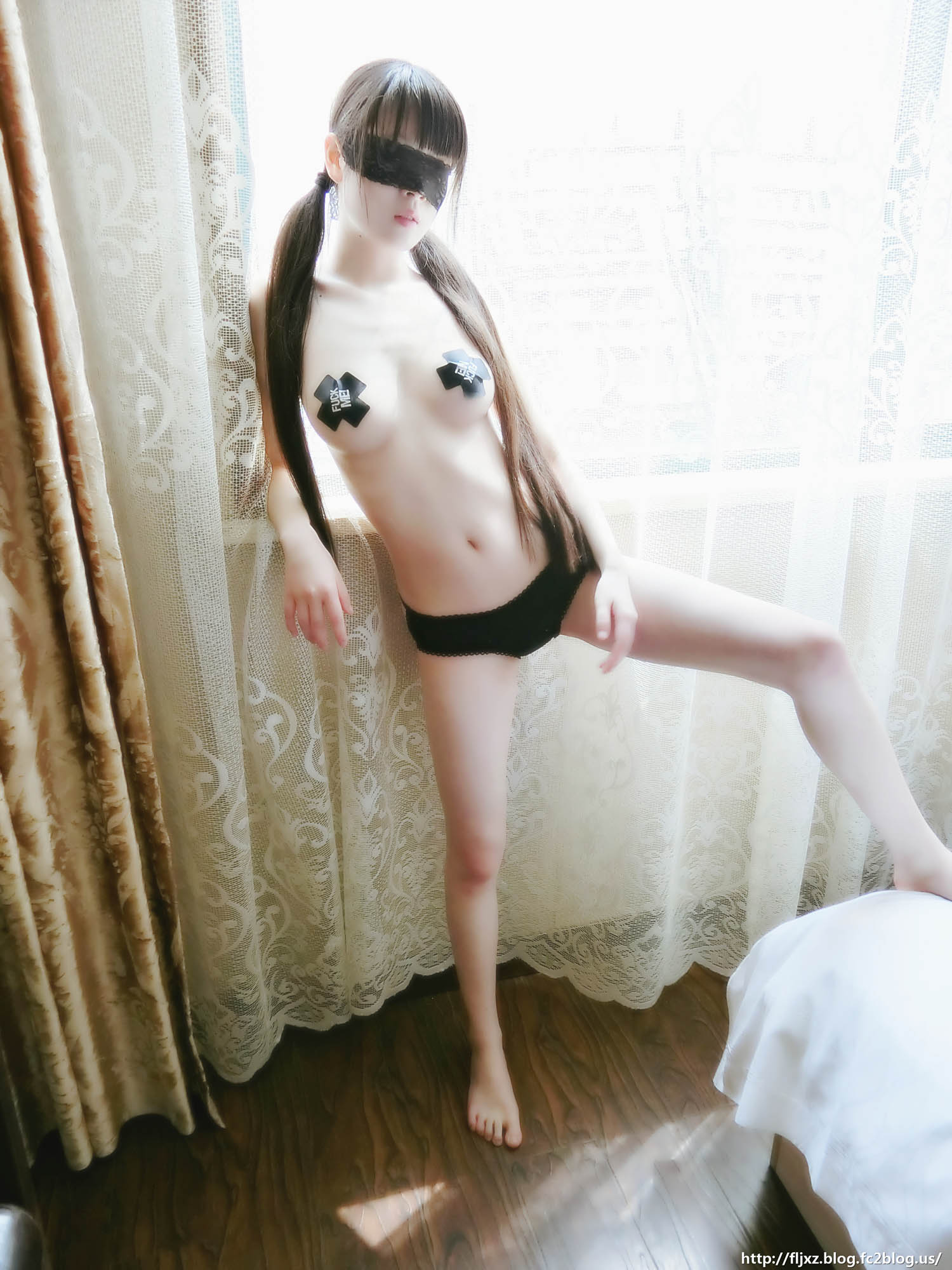 Hot Chinese Blindfolded Girl Nude Photoshoot Petite Breasts Tits Ass Legs