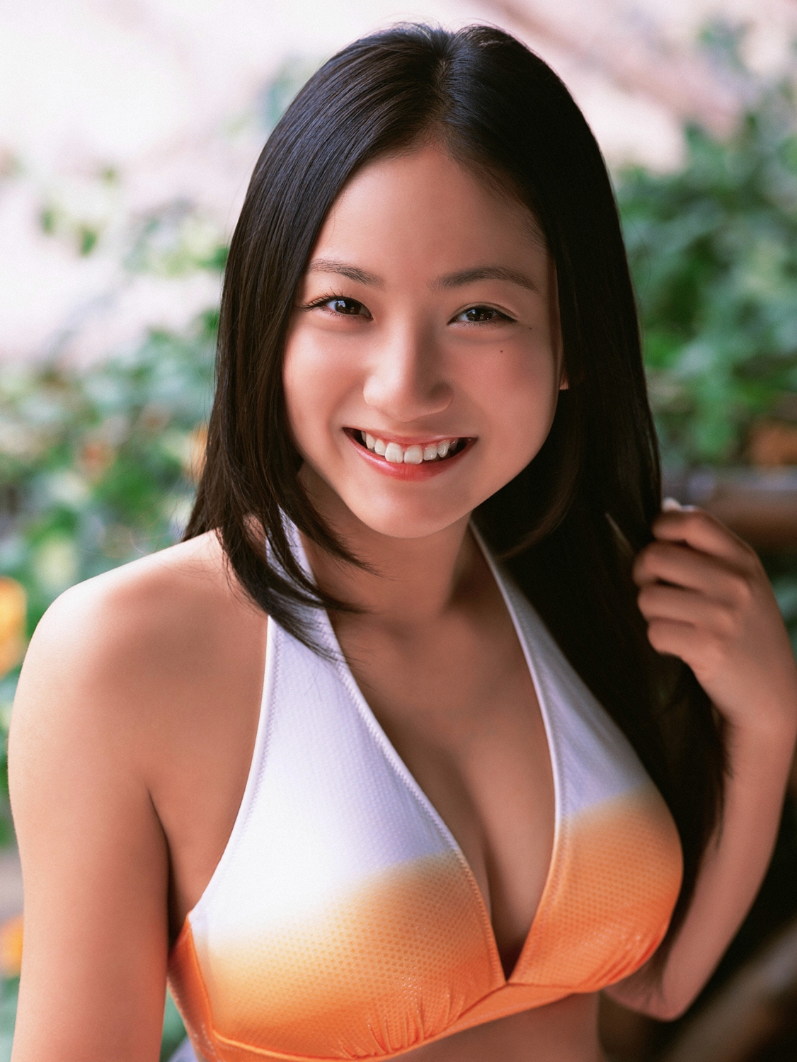 Saaya Irie 入江紗綾 in Cute Orange White Bikini