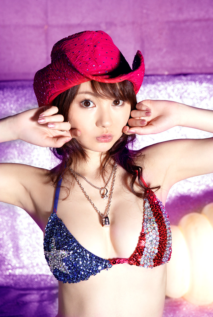 akane suzuki cute sexy roller derby cowgirl american flag bikini japanese gravure idol