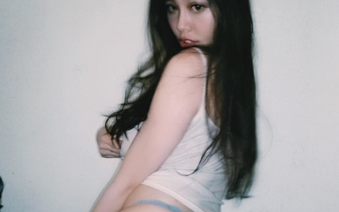 sayunhayung 莎韻 sha yun sexy taiwanese girl polaroids