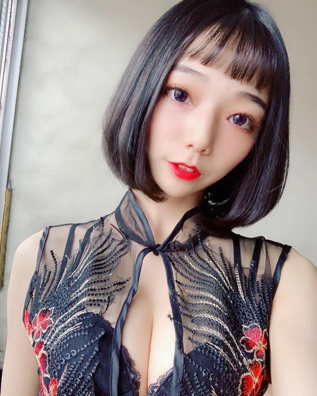 wu cimin 吳慈敏 cute taiwanese girl in sexy qipao cosplay breasts tits legs thighs