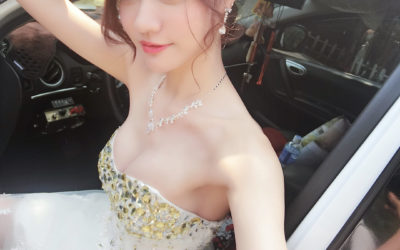 Su Xiaoli Fancy Gold Gown