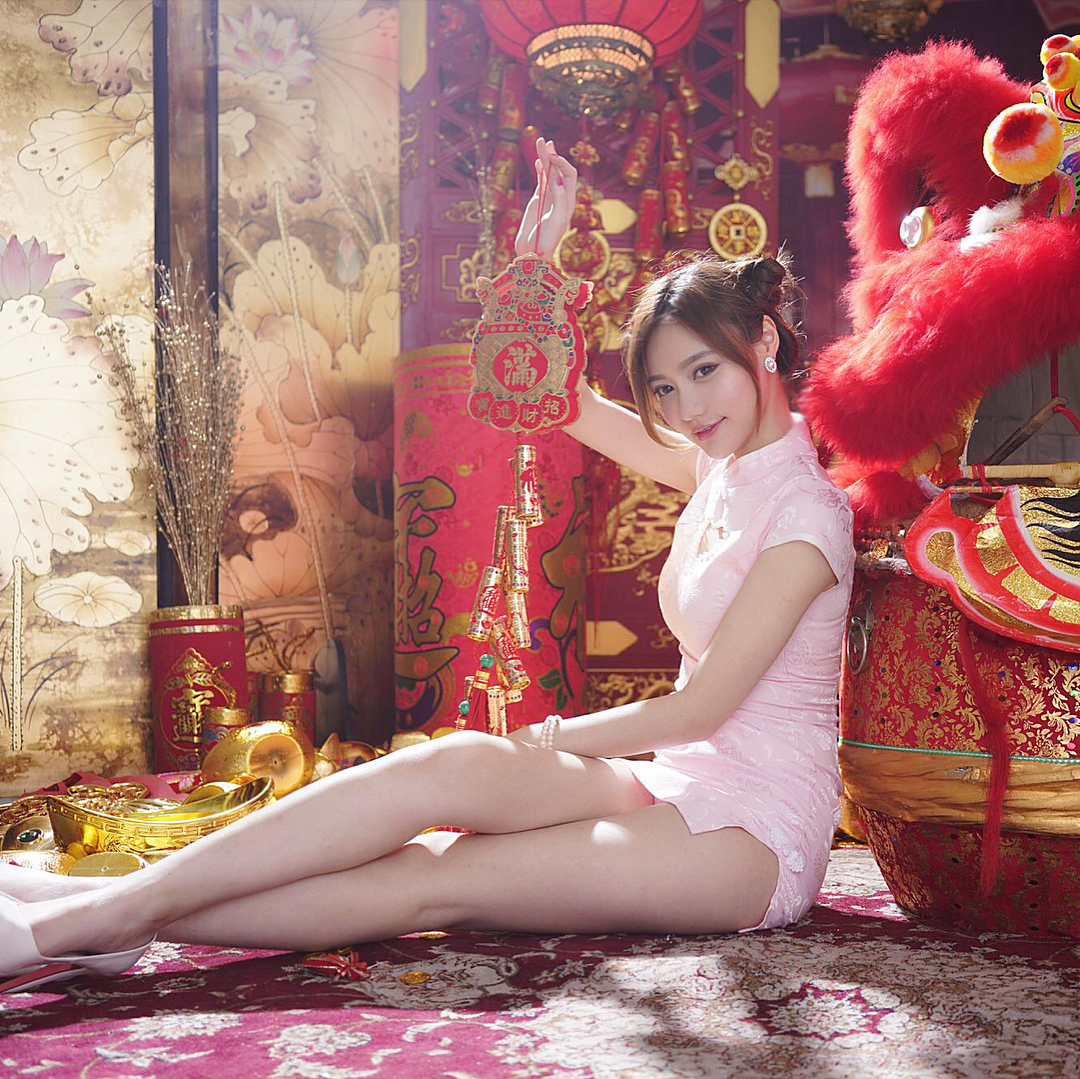 sulittleli 蘇小立 su xiaoli cute chinese girl cosplay qipao breasts tits legs hot ass